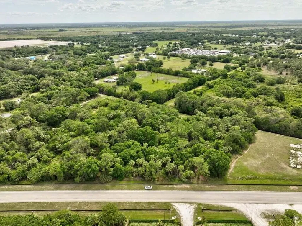 2357 NW 32 Drive Okeechobee FL 34972
