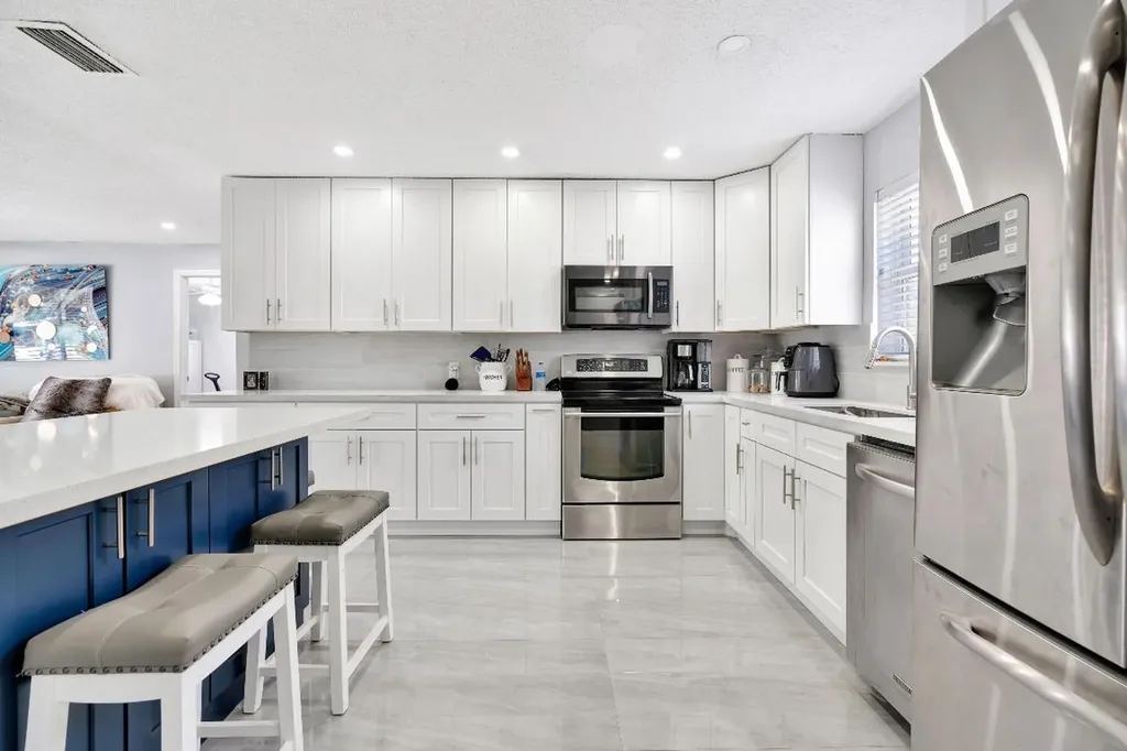1580 SW 28th Terrace Fort Lauderdale FL 33312