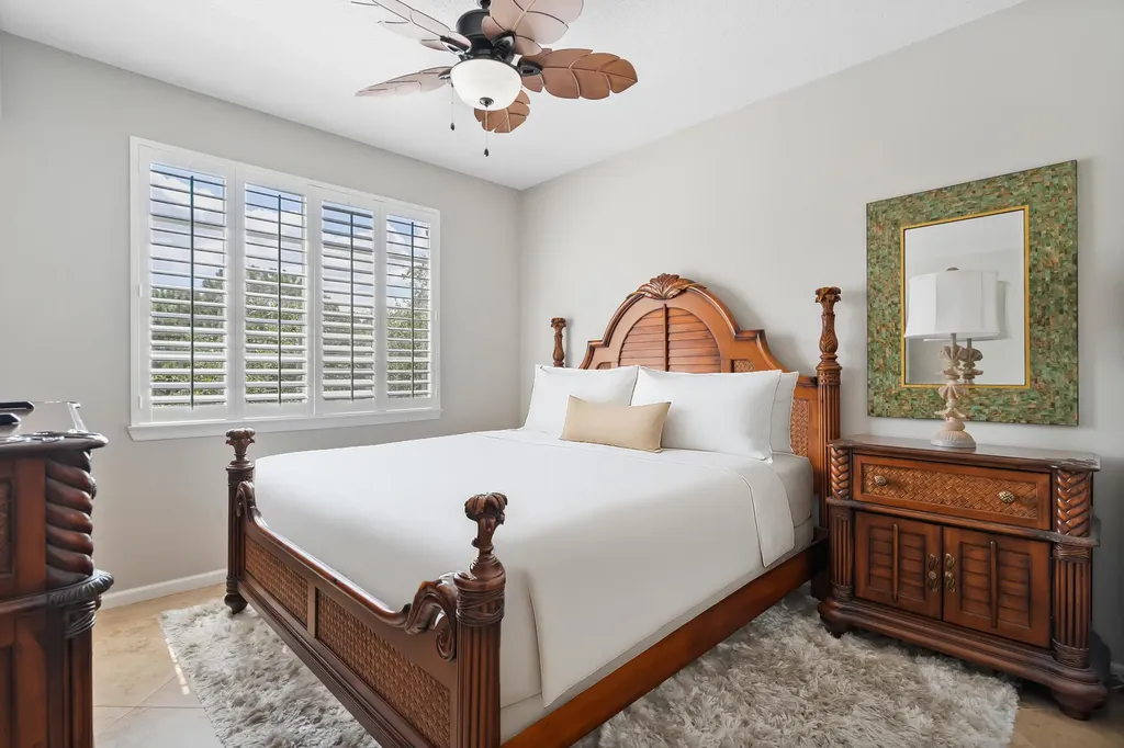 3303 Myrtlewood Circle E Palm Beach Gardens FL 33418