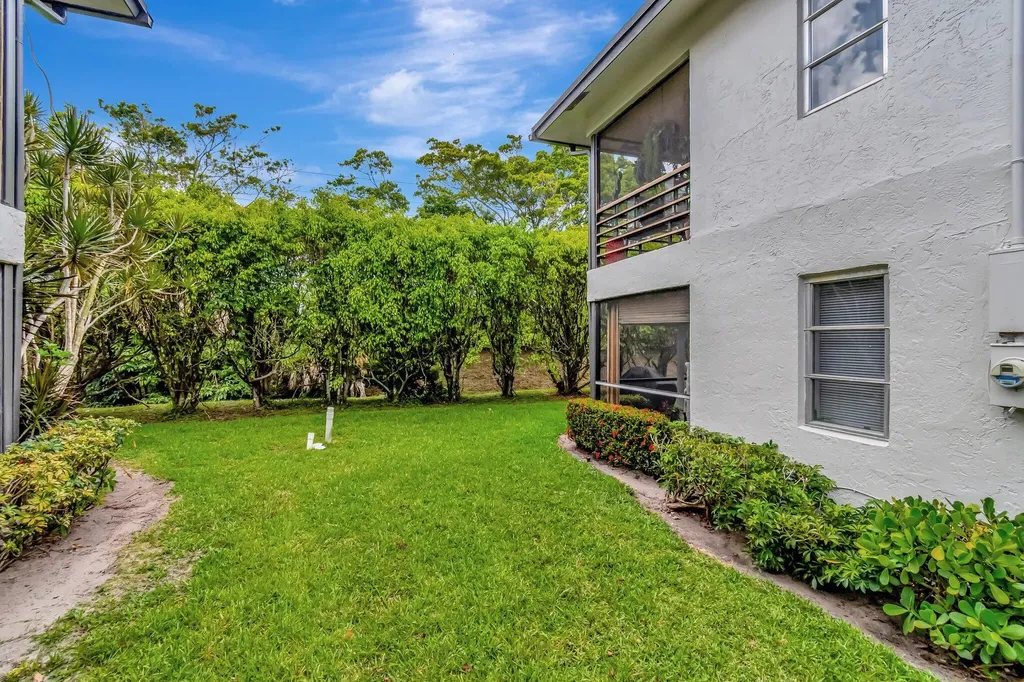 13194 Lucinda Palm Court Delray Beach FL 33484