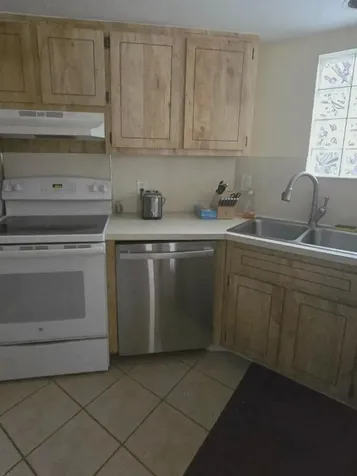 102 Weybridge Circle Royal Palm Beach FL 33411