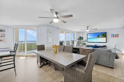 5049 N Highway A1a Hutchinson Island FL 34949