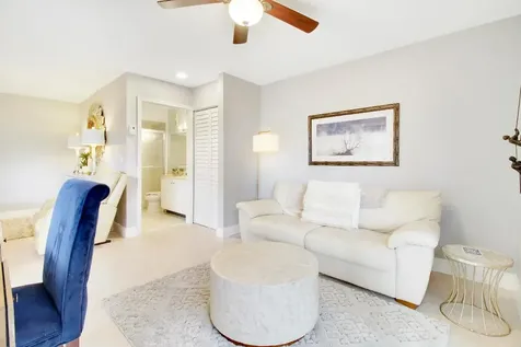 377 Prestwick Lane Palm Beach Gardens FL 33418