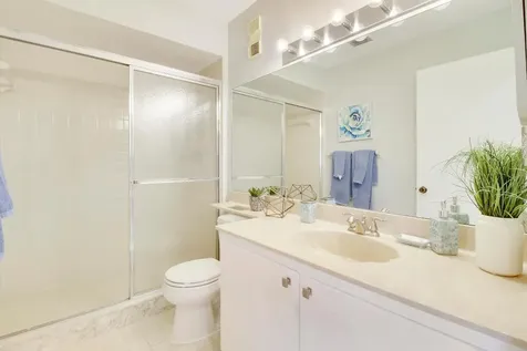 377 Prestwick Lane Palm Beach Gardens FL 33418