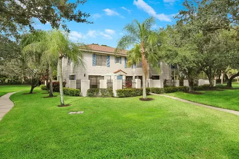 377 Prestwick Lane Palm Beach Gardens FL 33418