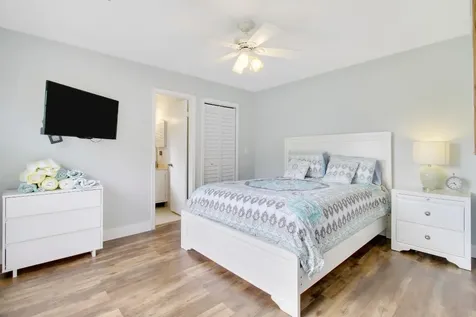 377 Prestwick Lane Palm Beach Gardens FL 33418