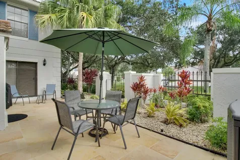 377 Prestwick Lane Palm Beach Gardens FL 33418