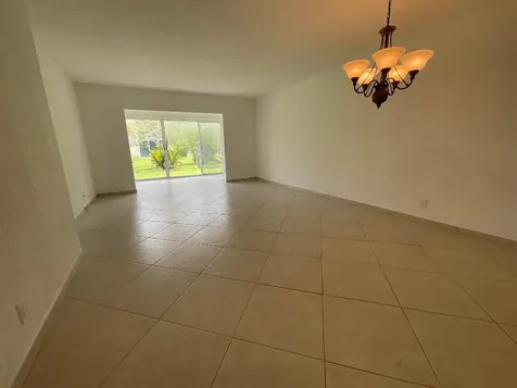 21 Abbey Lane Delray Beach FL 33446