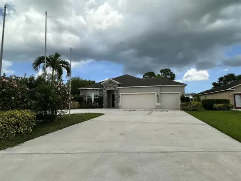 1517 SW Bayshore Boulevard Port St Lucie FL 34983