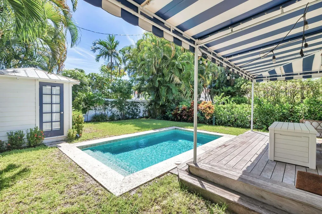 231 Cocoanut Row Palm Beach FL 33480