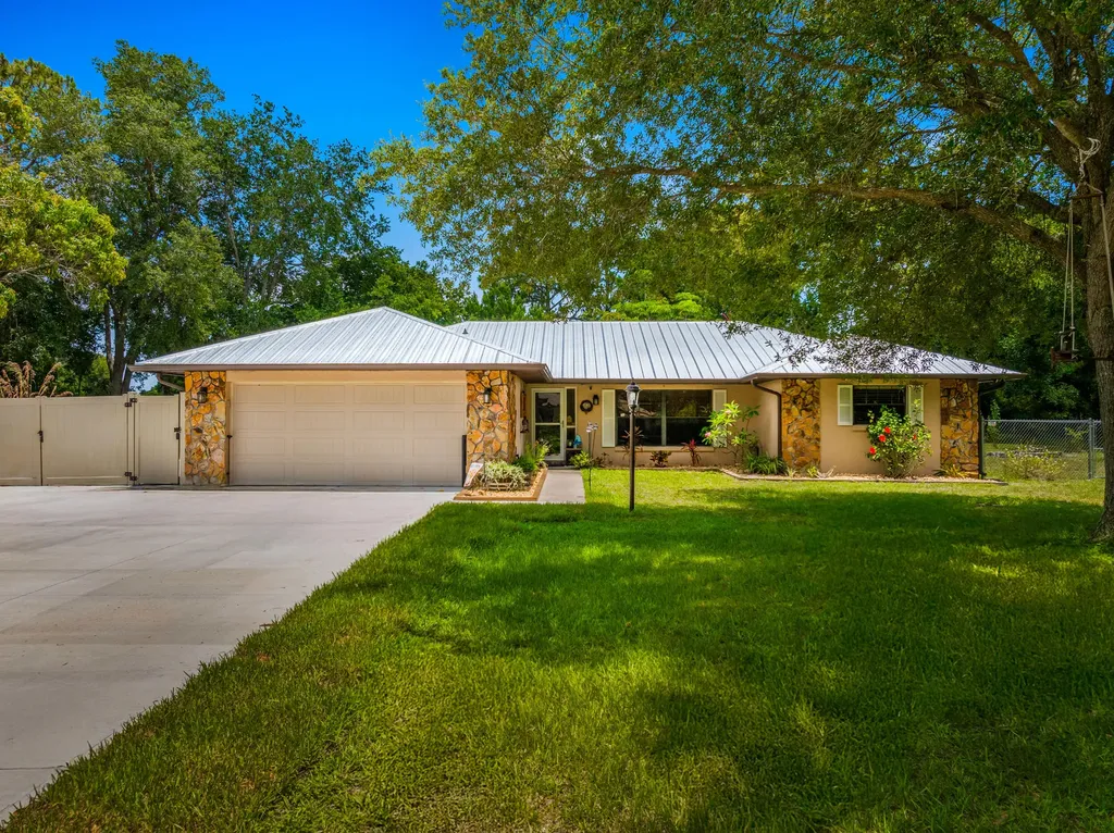6008 Roland Court Fort Pierce FL 34951