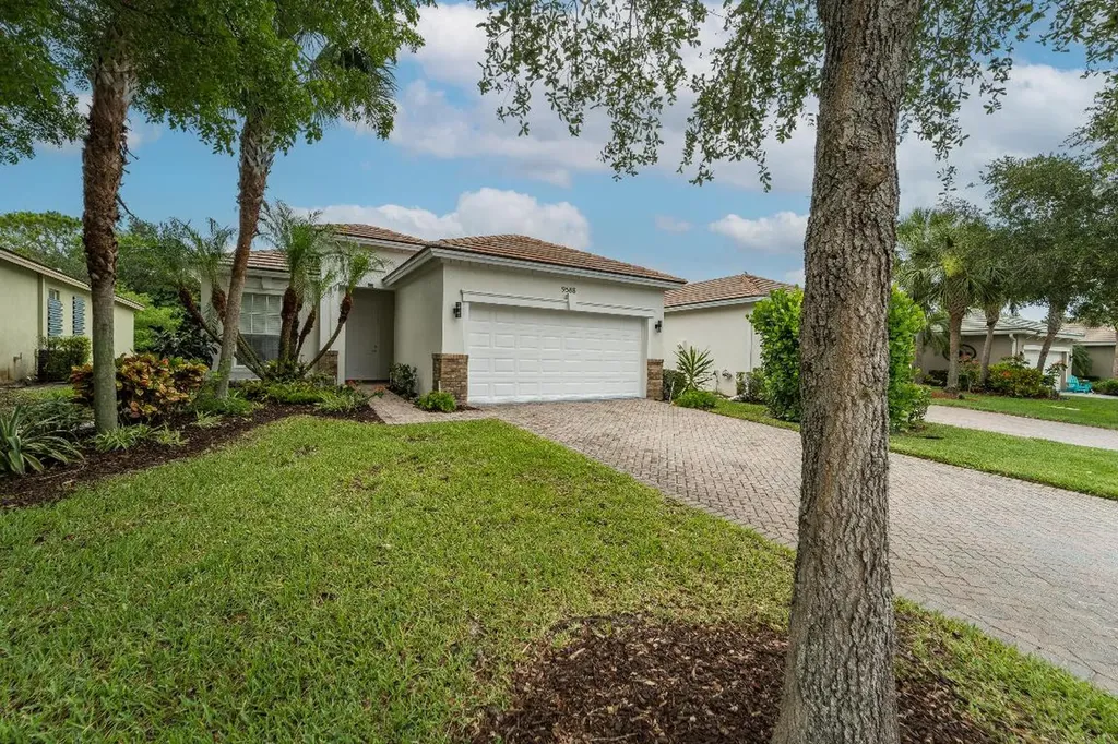 9588 SW Flowermound Circle Port St Lucie FL 34987