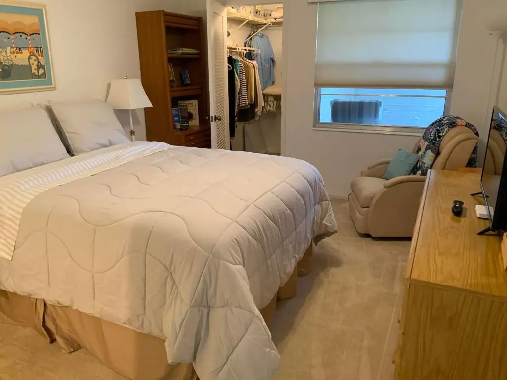 2050 Hythe C Boca Raton FL 33434