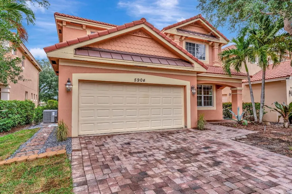 5904 SE Crooked Oak Avenue Hobe Sound FL 33455