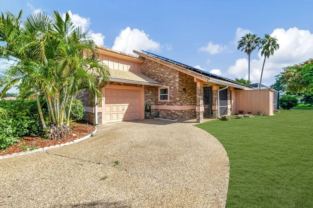 10204 Camelback Lane Boca Raton FL 33498