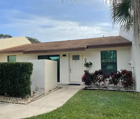 6 Chelsea Lane Boynton Beach FL 33426