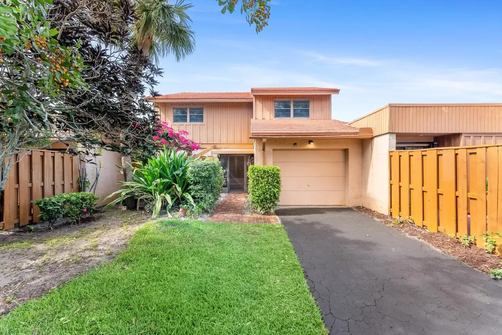 5371 Stonybrook Drive Boynton Beach FL 33437