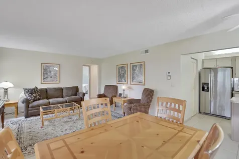 331 Knotty Pine Circle Greenacres FL 33463