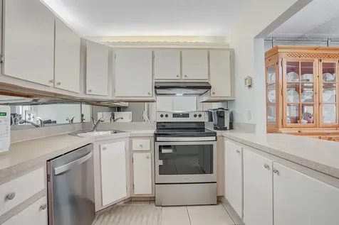 331 Knotty Pine Circle Greenacres FL 33463