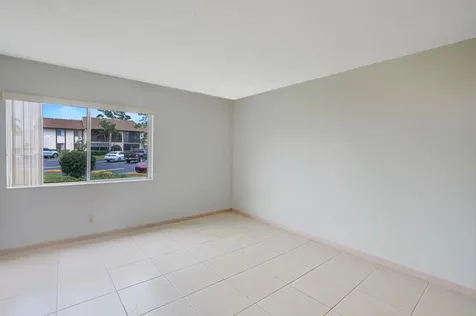 331 Knotty Pine Circle Greenacres FL 33463