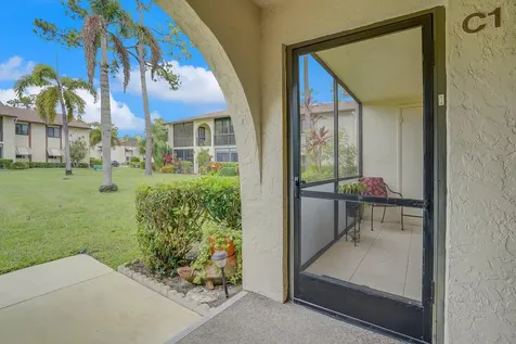 331 Knotty Pine Circle Greenacres FL 33463