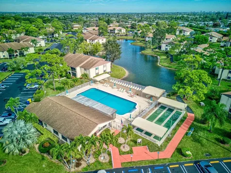 331 Knotty Pine Circle Greenacres FL 33463