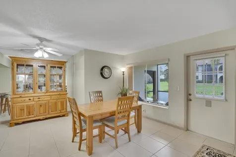 331 Knotty Pine Circle Greenacres FL 33463