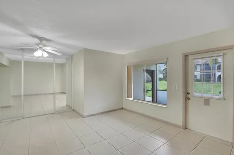 331 Knotty Pine Circle Greenacres FL 33463