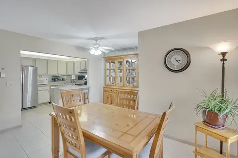 331 Knotty Pine Circle Greenacres FL 33463