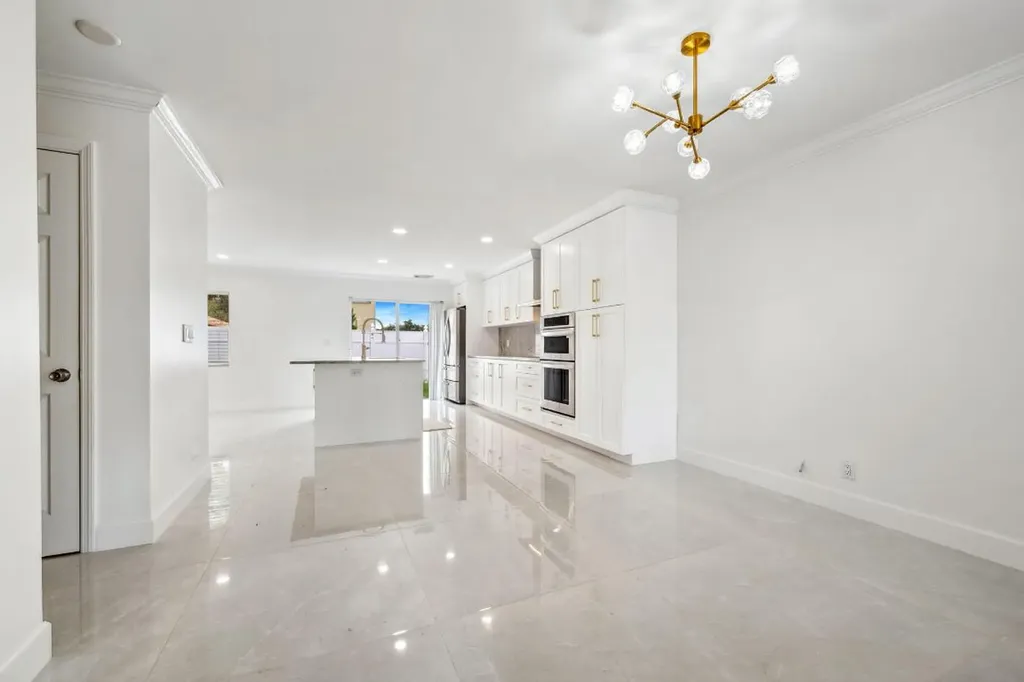 3460 Commodore Court West Palm Beach FL 33411