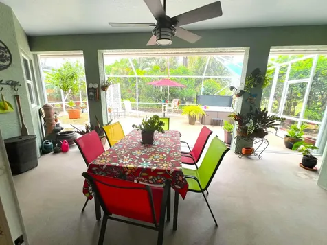 4292 SE Rainbows End Stuart FL 34997