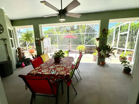 4292 SE Rainbows End Stuart FL 34997