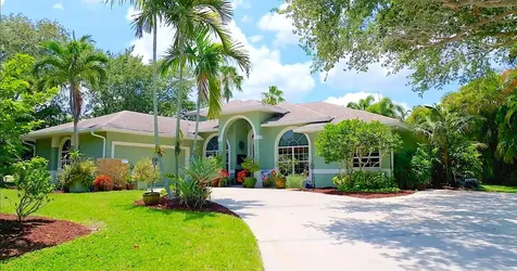 4292 SE Rainbows End Stuart FL 34997