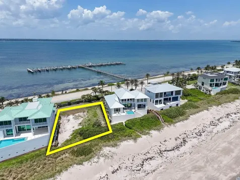 8128 S Ocean Drive Jensen Beach FL 34957