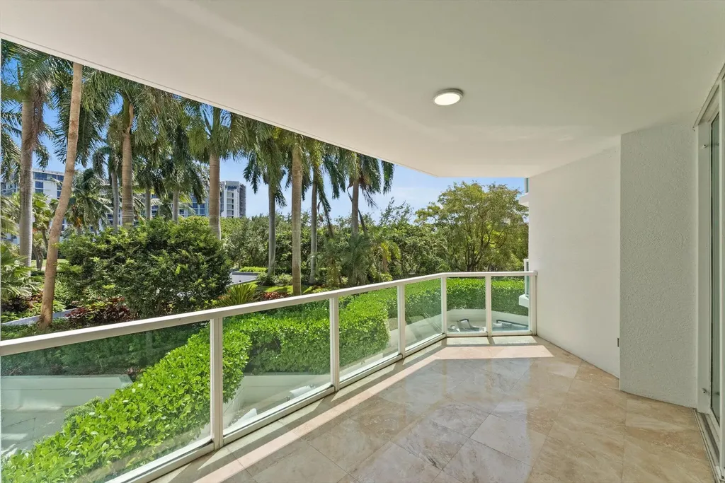 550 SE Mizner Boulevard Boca Raton FL 33432