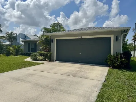 1526 SW Mercedes Avenue Port St Lucie FL 34953