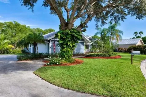 10510 SE Jupiter Narrows Drive Hobe Sound FL 33455