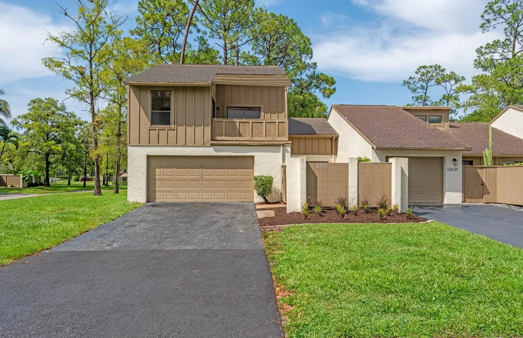 12627 Shady Pines Court Wellington FL 33414