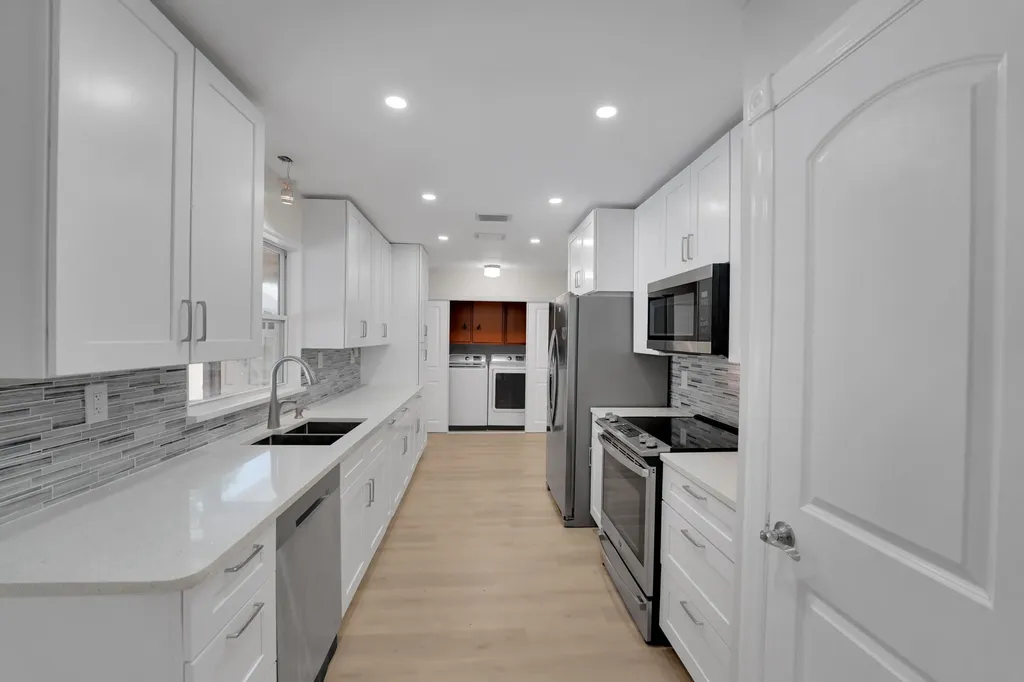 600 NW 12th Avenue Boca Raton FL 33486