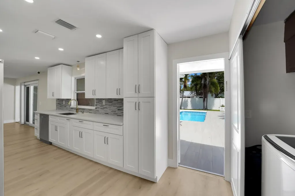 600 NW 12th Avenue Boca Raton FL 33486