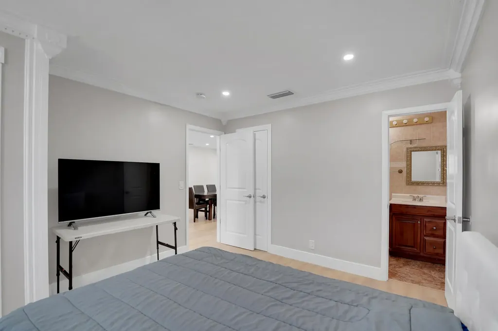 600 NW 12th Avenue Boca Raton FL 33486