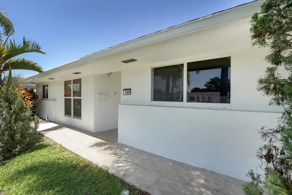 600 NW 12th Avenue Boca Raton FL 33486