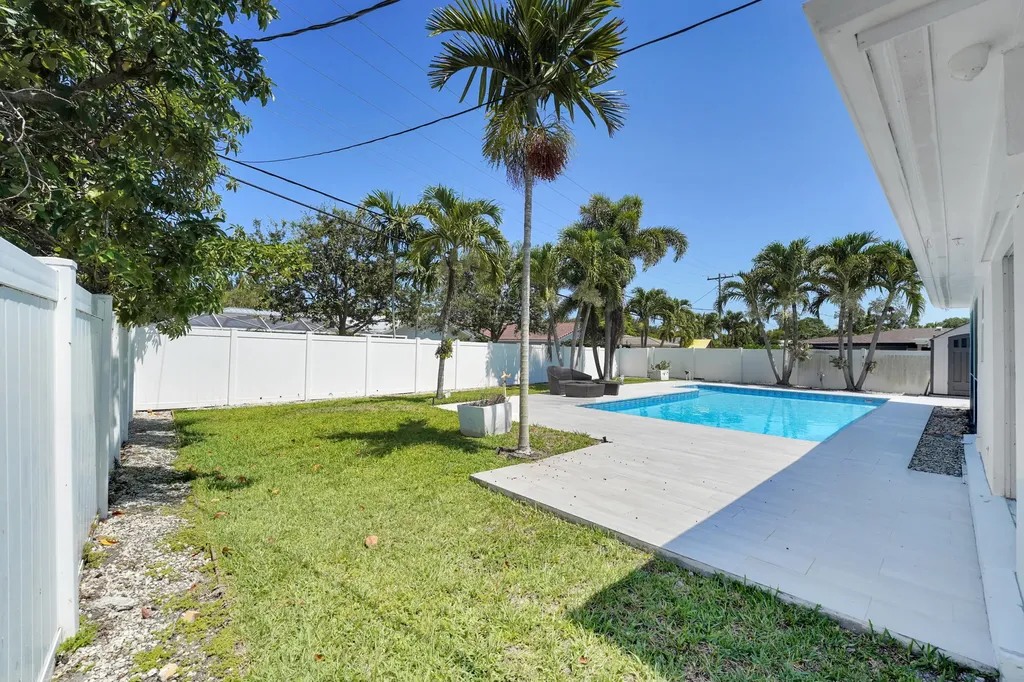 600 NW 12th Avenue Boca Raton FL 33486