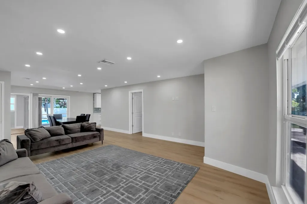 600 NW 12th Avenue Boca Raton FL 33486