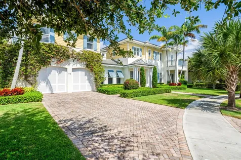 110 Sea Lane Delray Beach FL 33483
