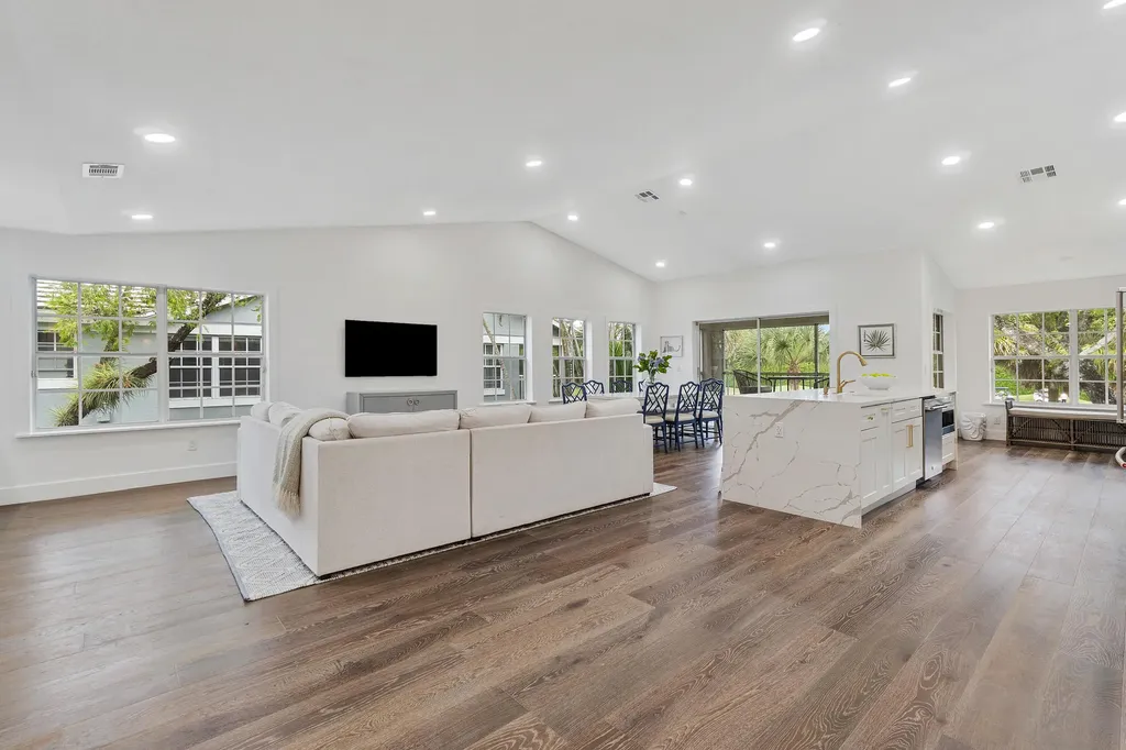 10291 N Andover Coach Lane Lake Worth FL 33449