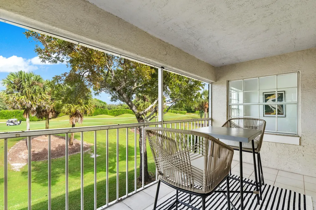 10291 N Andover Coach Lane Lake Worth FL 33449
