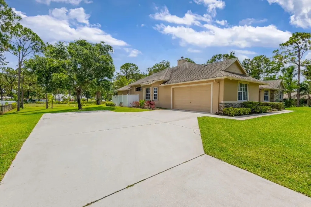 4754 130th Avenue Avenue N West Palm Beach FL 33411