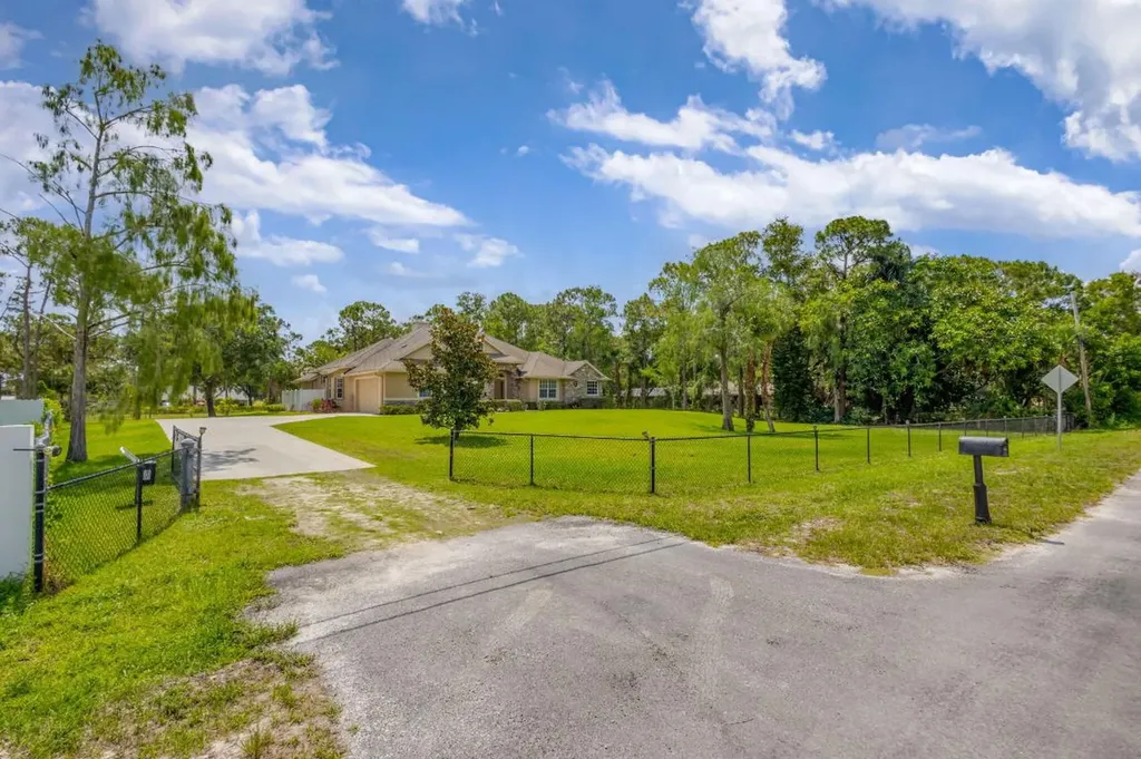 4754 130th Avenue Avenue N West Palm Beach FL 33411