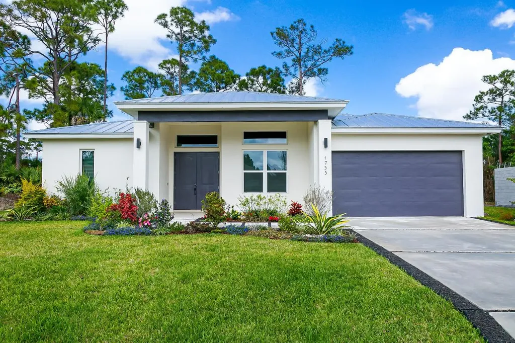 1755 SW Bellevue Avenue Port St Lucie FL 34953